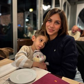 Hind, Family in Castelfranco Emilia
