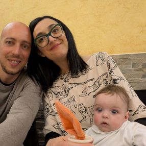 Emanuela, Famiglia a Arezzo