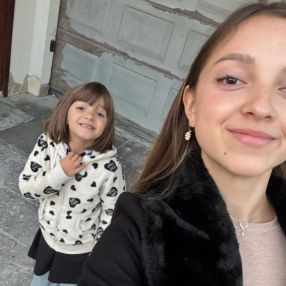 Lucrezia, Babysitter in Vallecrosia