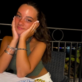 Anna, Babysitter in Crispano