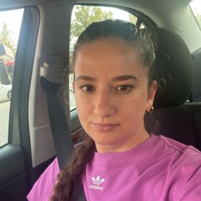 Hakida, Babysitter a San Severino Marche