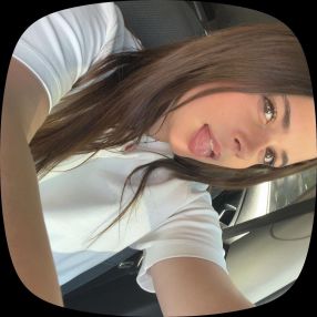 Giulia, Babysitter a Chiaravalle