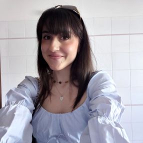 Giuliana, Babysitter a Avezzano