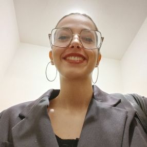 Viola, Babysitter a Faenza
