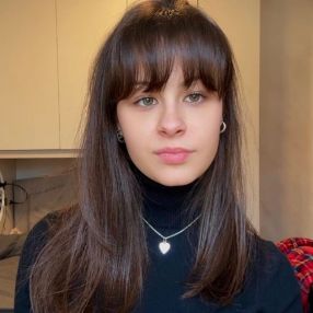 Alexandra, Babysitter a Cervignano D'adda