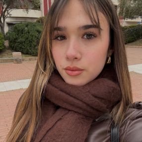Ele, Babysitter in San Sperate