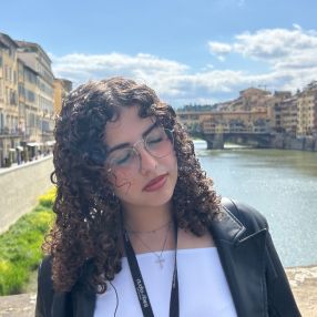 Bianca, Babysitter a Città metropolitana di Messina