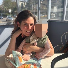 Maude, Babysitter in Varese