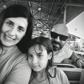 Piera, Famiglia a Pescara