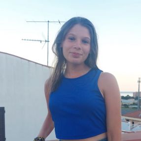 Elena Paula, Babysitter a Santena