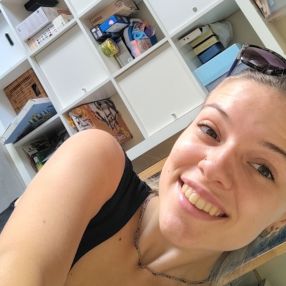 Emily, Babysitter a Provincia di Rovigo