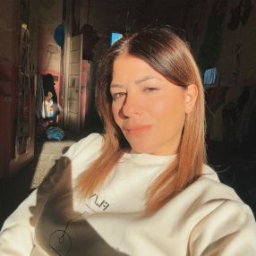 Nunzia, Babysitter a Bra
