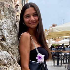 Serena, Babysitter a Ponte a Egola