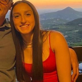 Aurora, Babysitter in Castelminio