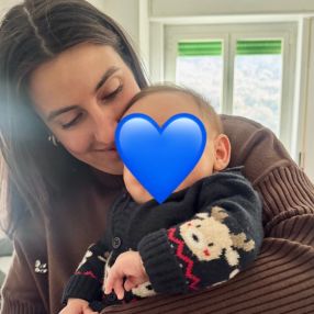 Sara, Babysitter a Genova
