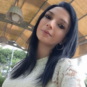 Stefania, Babysitter a Salice Salentino