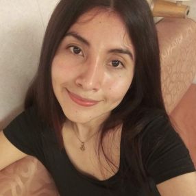 Evelin, Babysitter a Reggio Calabria