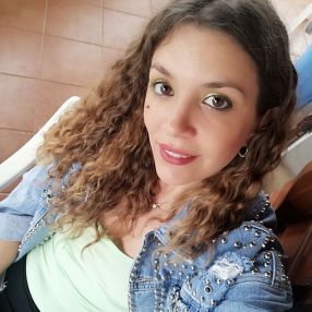 VALENTINA, Babysitter a Grezzana
