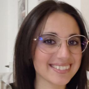 Selenia Noemi, Babysitter a Mascalucia