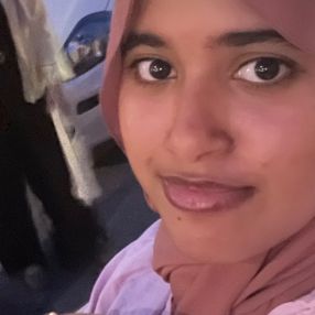Fatima zahra, Babysitter a Bondeno