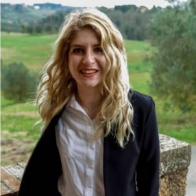 Sara, Babysitter a Empoli