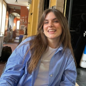 Martina, Babysitter a Racale