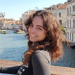 Michela, Babysitter a Uta