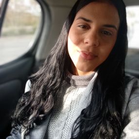 Amelia, Babysitter a Priolo Gargallo