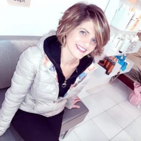 Tiziana, Babysitter a Pontenuovo