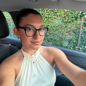 Beatrice, Babysitter a Brescello