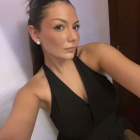 Giulia, Babysitter a Sant'Agata di Militello