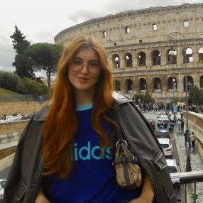 Laura, Babysitter a Ceglie Messapica
