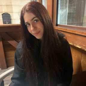 Emanuela, Babysitter a San Giovanni Suergiu