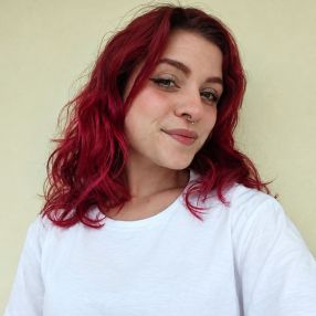 Aurora, Babysitter a Asti
