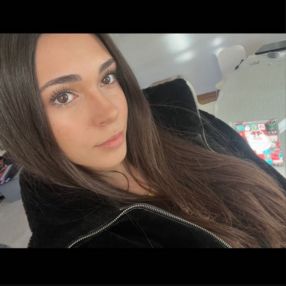 Chiara, Babysitter a Cardano Al Campo