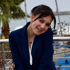 Perla, Babysitter in Pietra Ligure