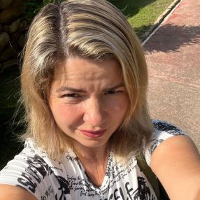 Mirabela, Babysitter a Golfo Aranci