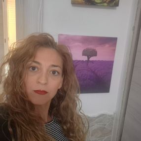 Zaira, Babysitter in Belpasso