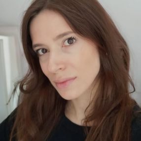 Natascia, Babysitter a Genova