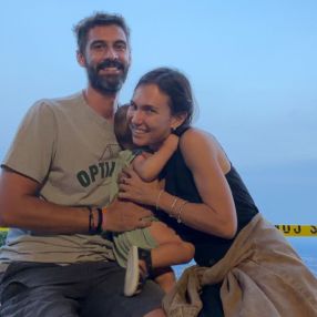 Gloria, Famiglia a Varese