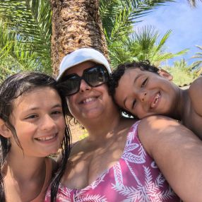 Nicoletta, Famiglia a Catania