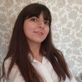 Elisa, Babysitter a Vitorchiano