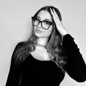 Sophia, Babysitter a Treviglio