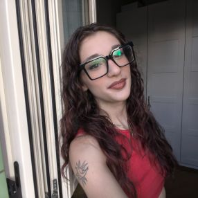 Aurora, Babysitter a Piazza