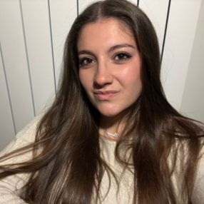 Giorgia, Babysitter a Provincia di Savona