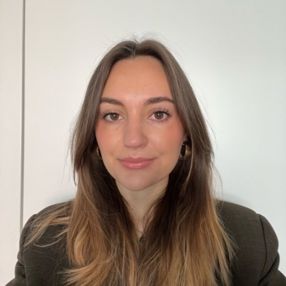 Kristina, Babysitter in Lambrugo