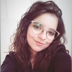 Federica, Babysitter a Priolo Gargallo