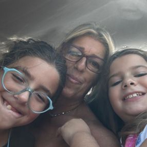 Livia, Famiglia a Catania