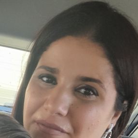 Antinella, Babysitter a Lido di Licola