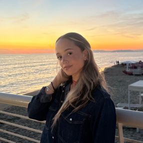 Giorgia, Babysitter in Camaiore
